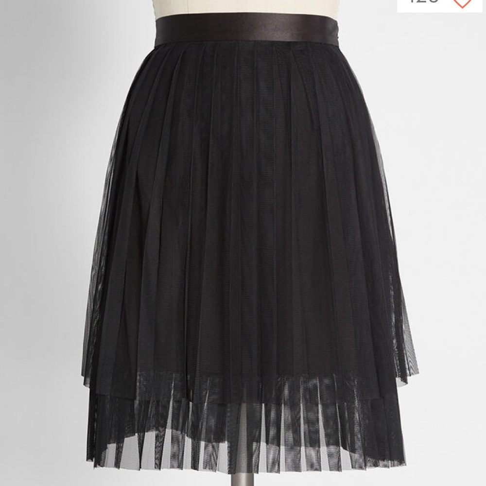 Intuitive Impact Mini Skirt